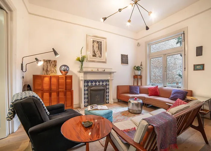 Villa Casa Chapulin-mexican Eclectic In Roma Norte *