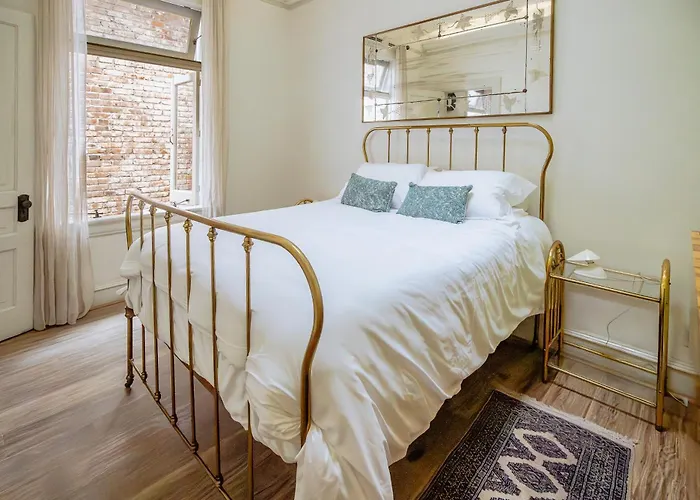 Casa Chapulin-mexican Eclectic In Roma Norte *